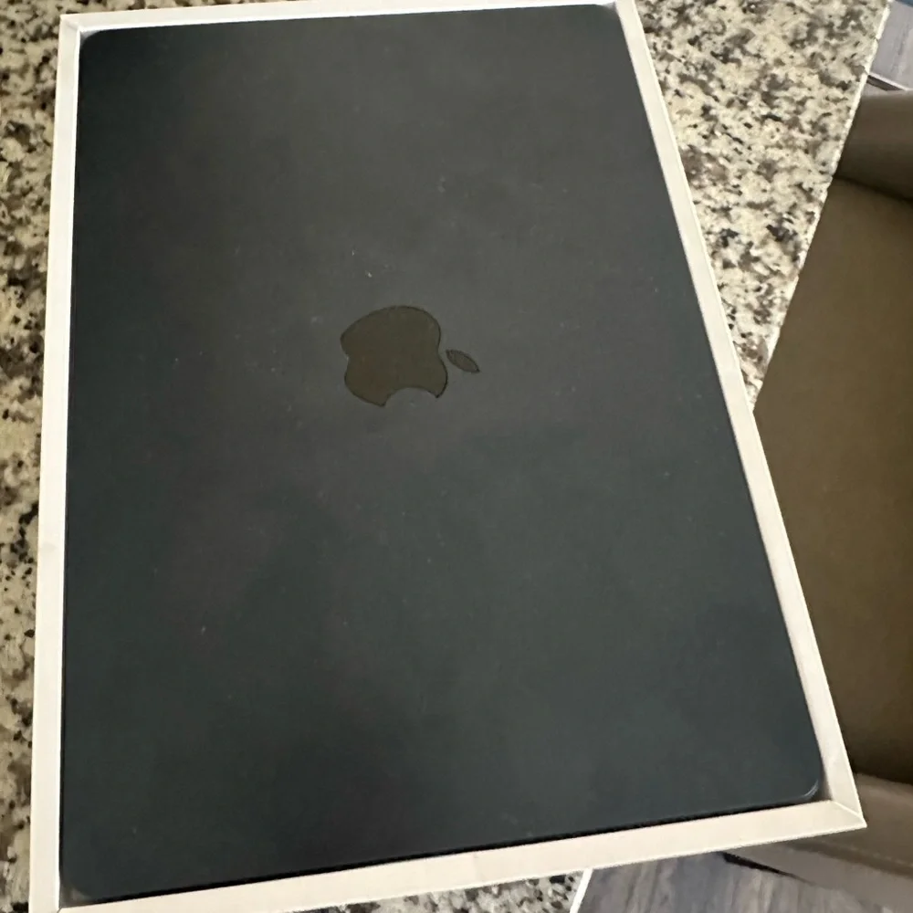 MacBook Air M2